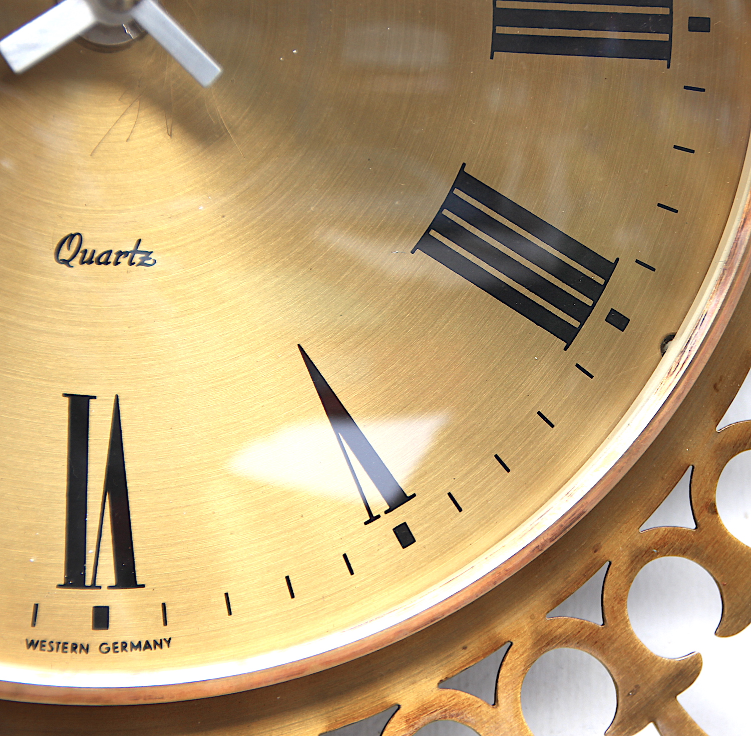Sunburst Style Vintage London Wall Clock