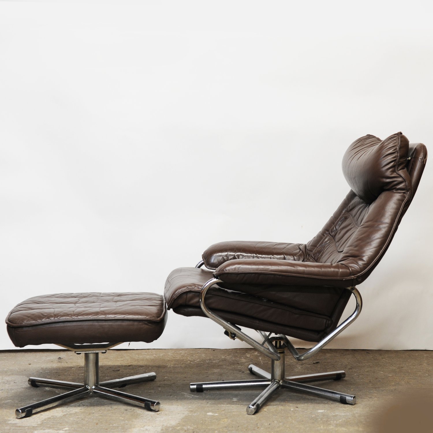 Pair of Norwegian Lounge Chairs with Footstools in Brown Leather by Skoghaus Industri, 1960s, Set of 2