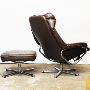 Pair of Norwegian Lounge Chairs with Footstools in Brown Leather by Skoghaus Industri, 1960s, Set of 2