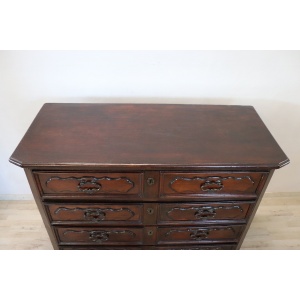 Antique Chest Of Drawers In Walnut, 17th Century