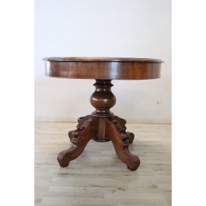Oval Walnut Extendable Dining Table, 19th Century