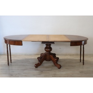 Oval Walnut Extendable Dining Table, 19th Century