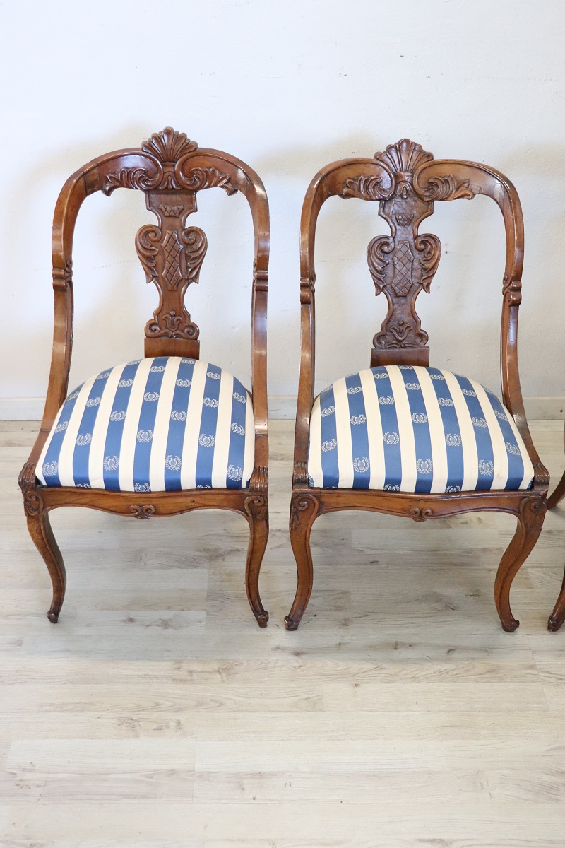 Dining Chairs in Carved Walnut, Early 19th Century, Set of 4