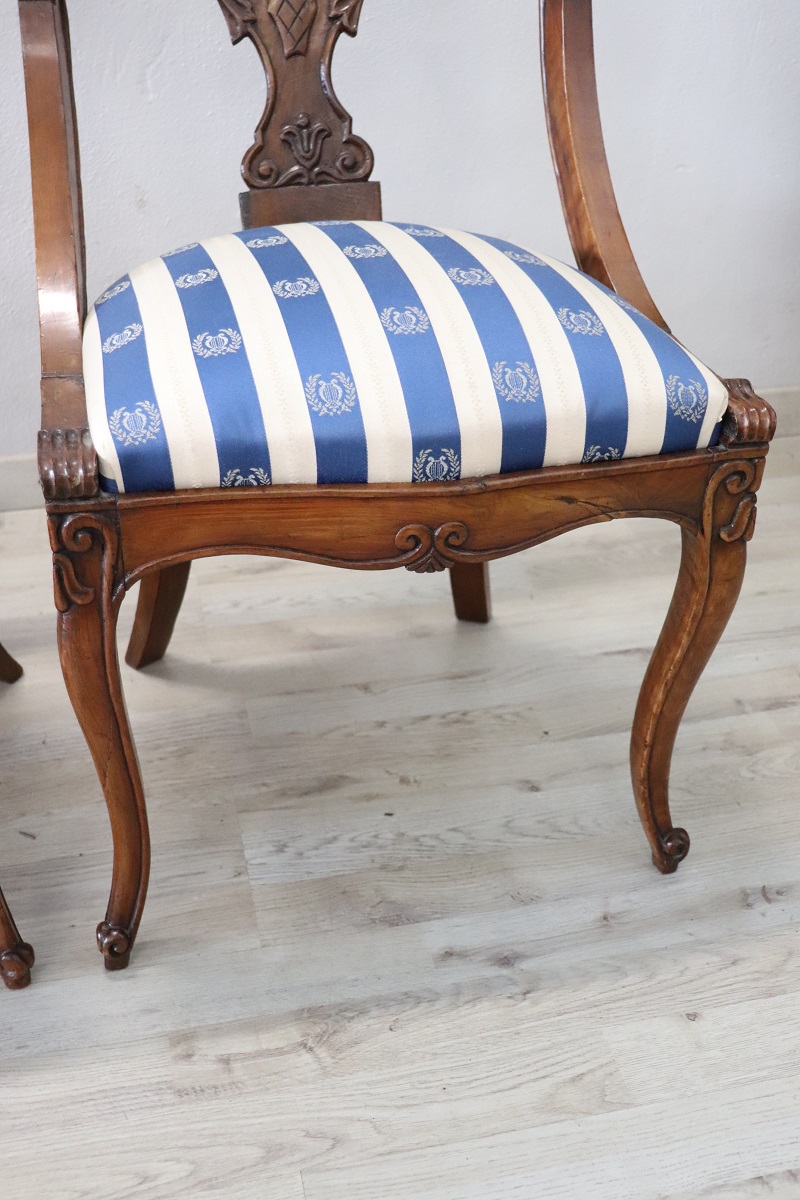 Dining Chairs in Carved Walnut, Early 19th Century, Set of 4