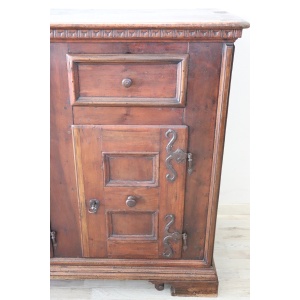 Antique Sideboard in Walnut, Late 17th Century
