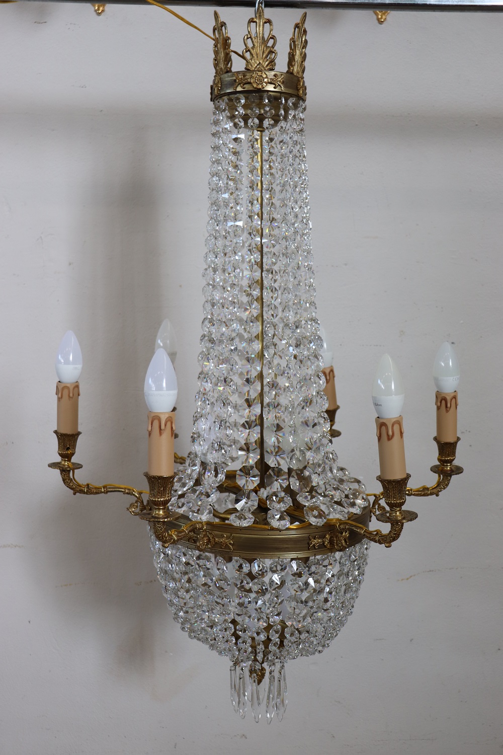 Gilded Bronze And Crystal Antique Chandelier With 10 Bulbs, Late 19th Century