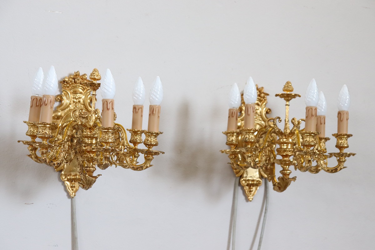 Sconces in Gilded Bronze with Five Bulbs Each, Set of 2