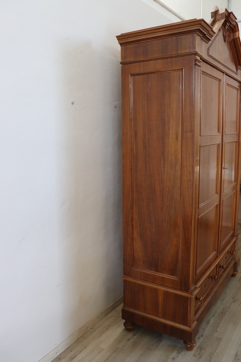 Antique Veneer Walnut Wardrobe, Late 19th Century