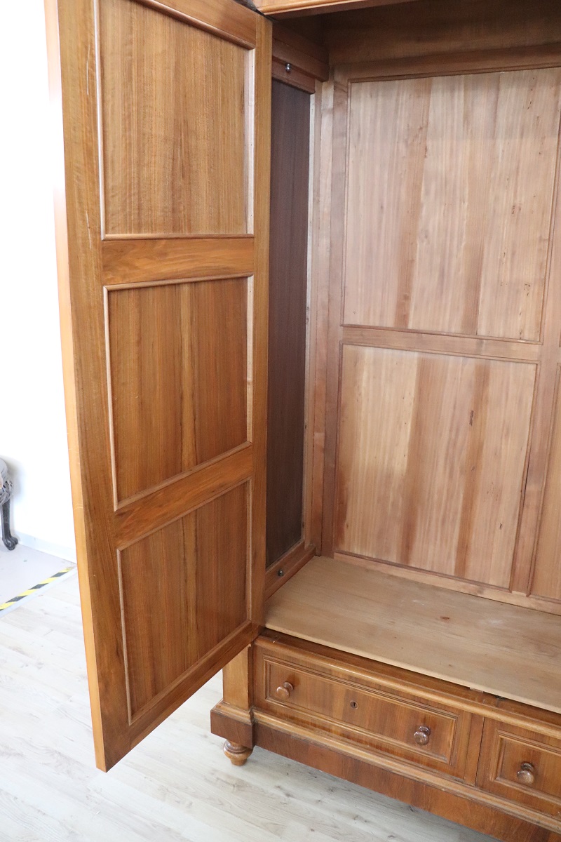 Antique Veneer Walnut Wardrobe, Late 19th Century