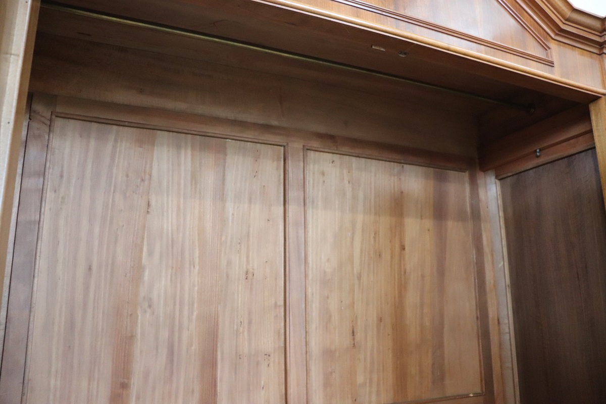 Antique Veneer Walnut Wardrobe, Late 19th Century