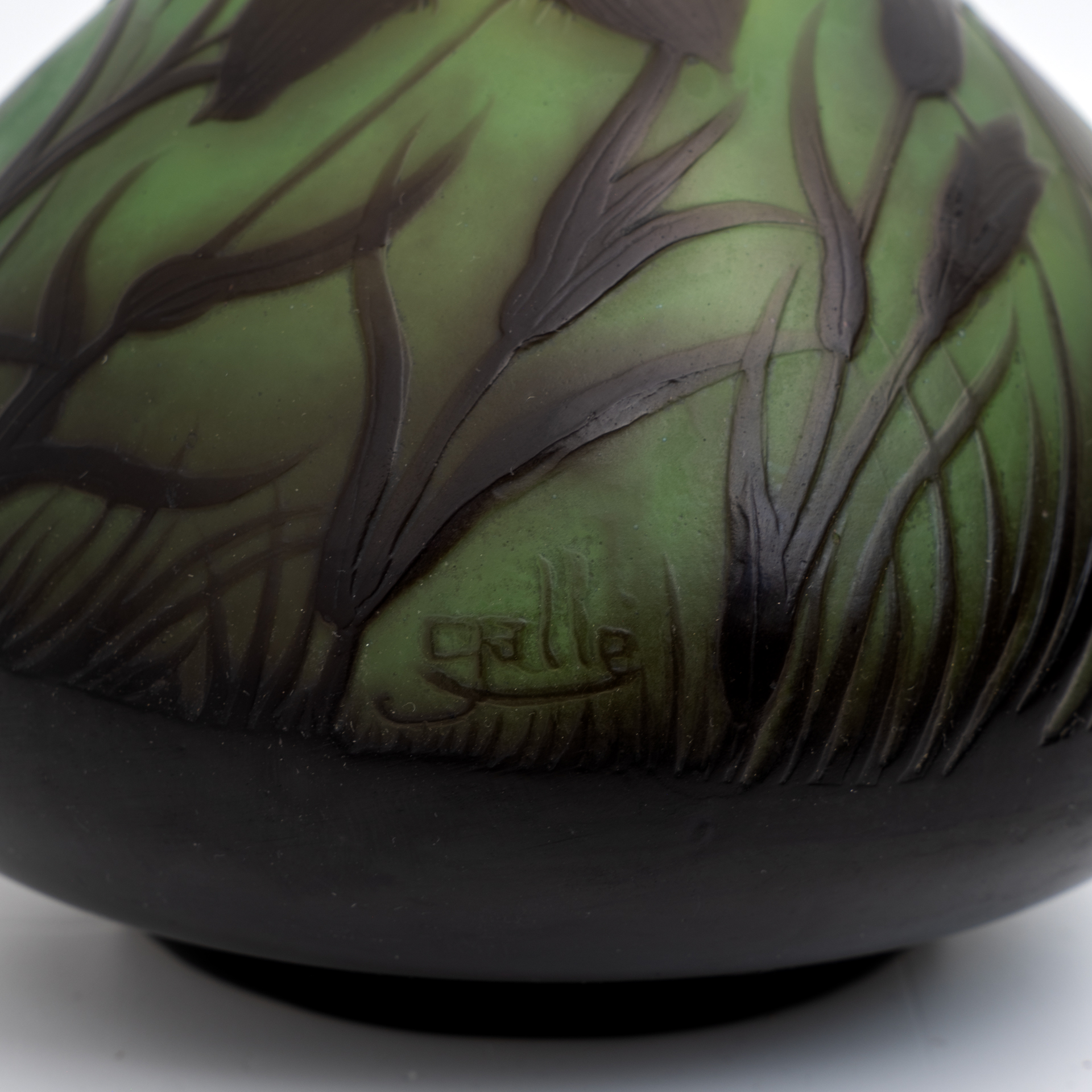 Émile Gallé Art Nouveau Floral Decoration Cameo Bulb Glass Vase, France 1900