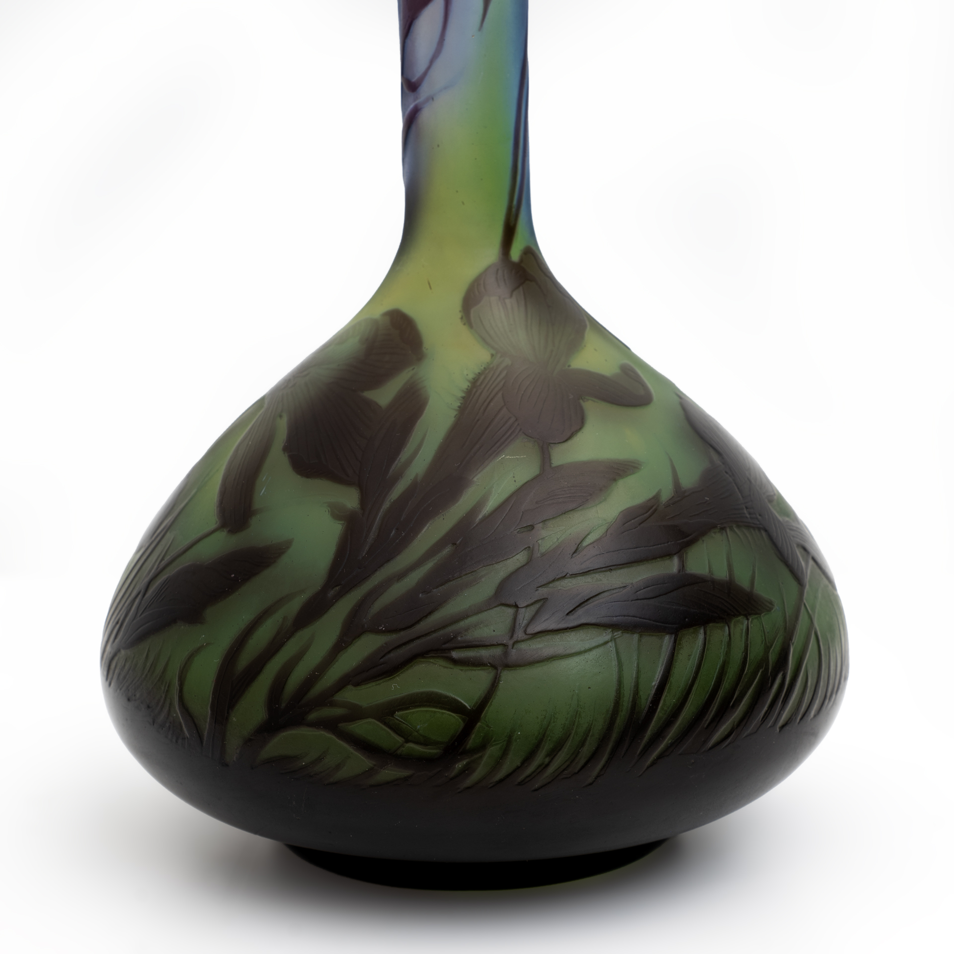 Émile Gallé Art Nouveau Floral Decoration Cameo Bulb Glass Vase, France 1900