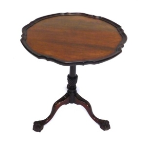 Antique Chippendale Revival Mahogany Tripod Table Late 19th Century Victorian