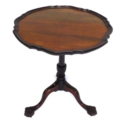 Antique Chippendale Revival Mahogany Tripod Table Late 19th Century Victorian