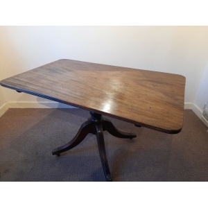 Antique Geo lll Mahogany Breakfast Dining Table Circa 1800 - 1810