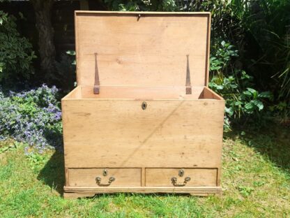 Antique Georgian Pine Blanket Chest Circa 1790 - Image 2