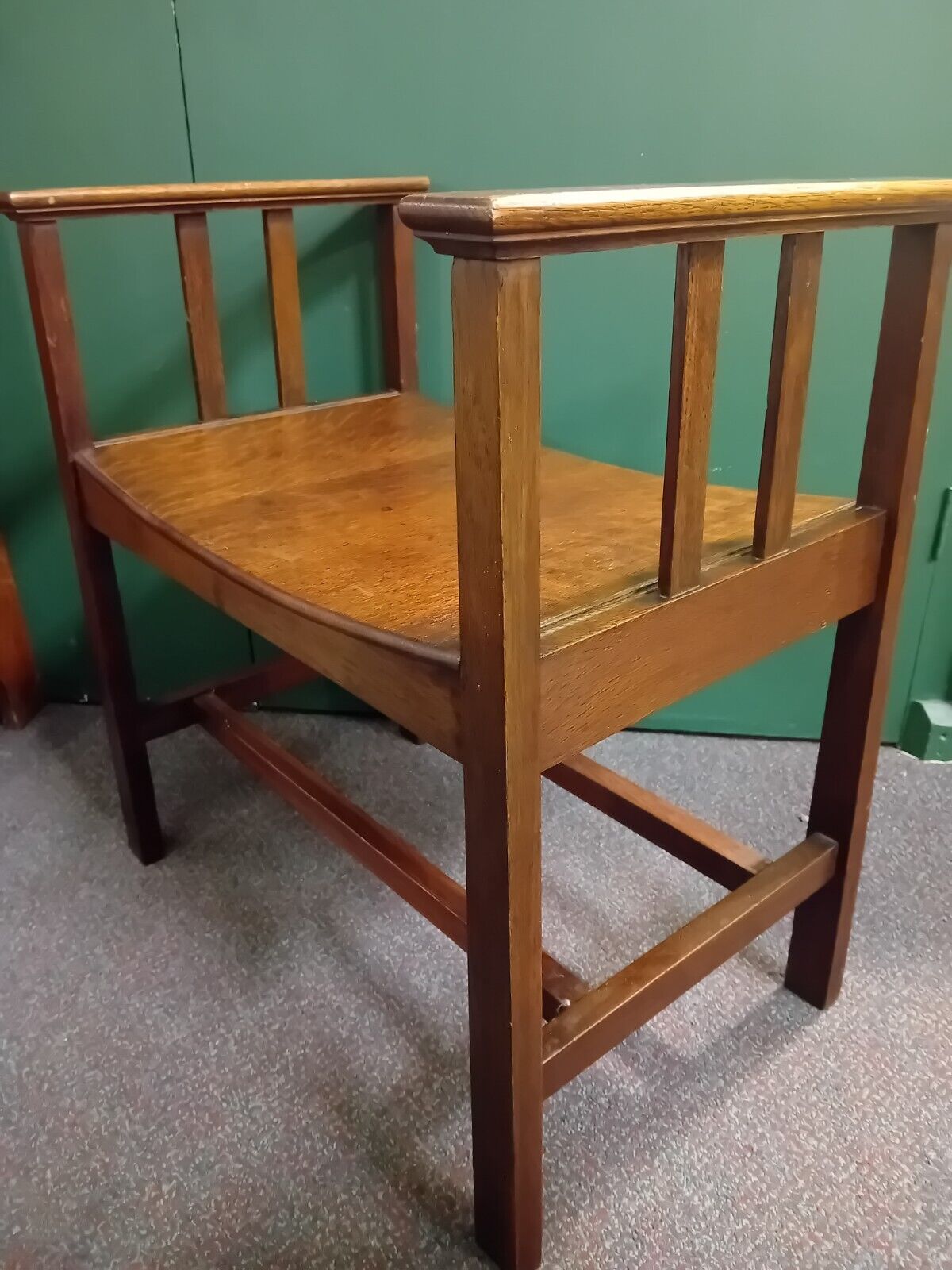 Arts And Crafts Movement Oak Seat Circa 1900