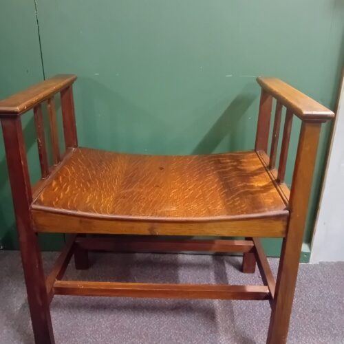 Arts And Crafts Movement Oak Seat Circa 1900