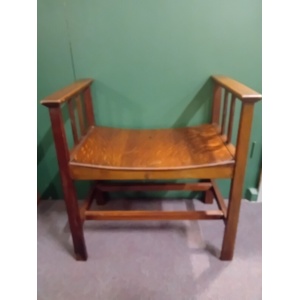 Arts And Crafts Movement Oak Seat Circa 1900