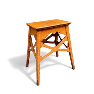 Arts And Crafts Movement Occasional Table Golden Oak Circa 1900