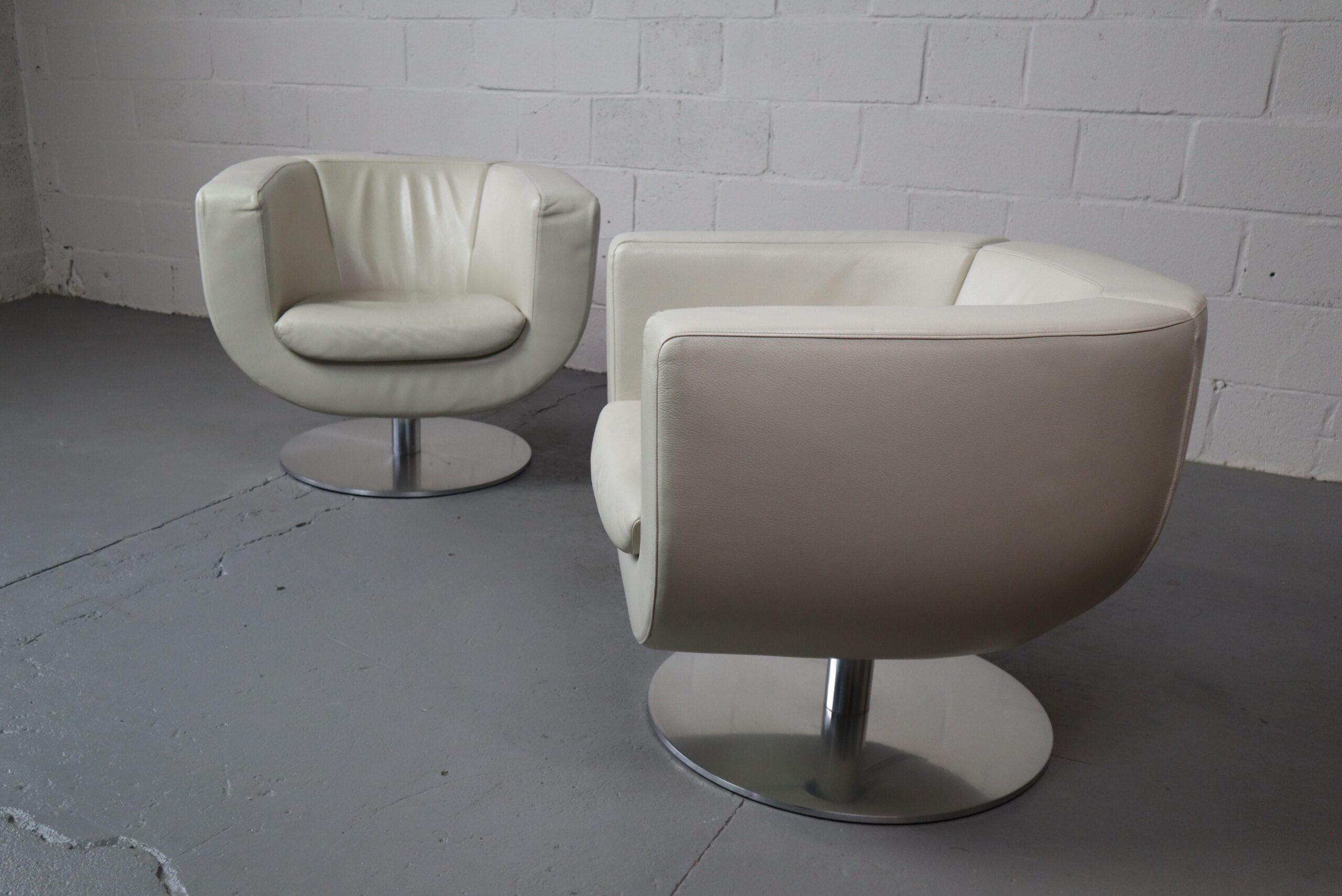 B&B Italia "Tulip" leather armchairs designed by Jeffrey Bernett in 2000