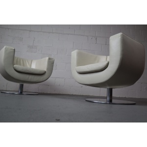 B&B Italia "Tulip" leather armchairs designed by Jeffrey Bernett in 2000