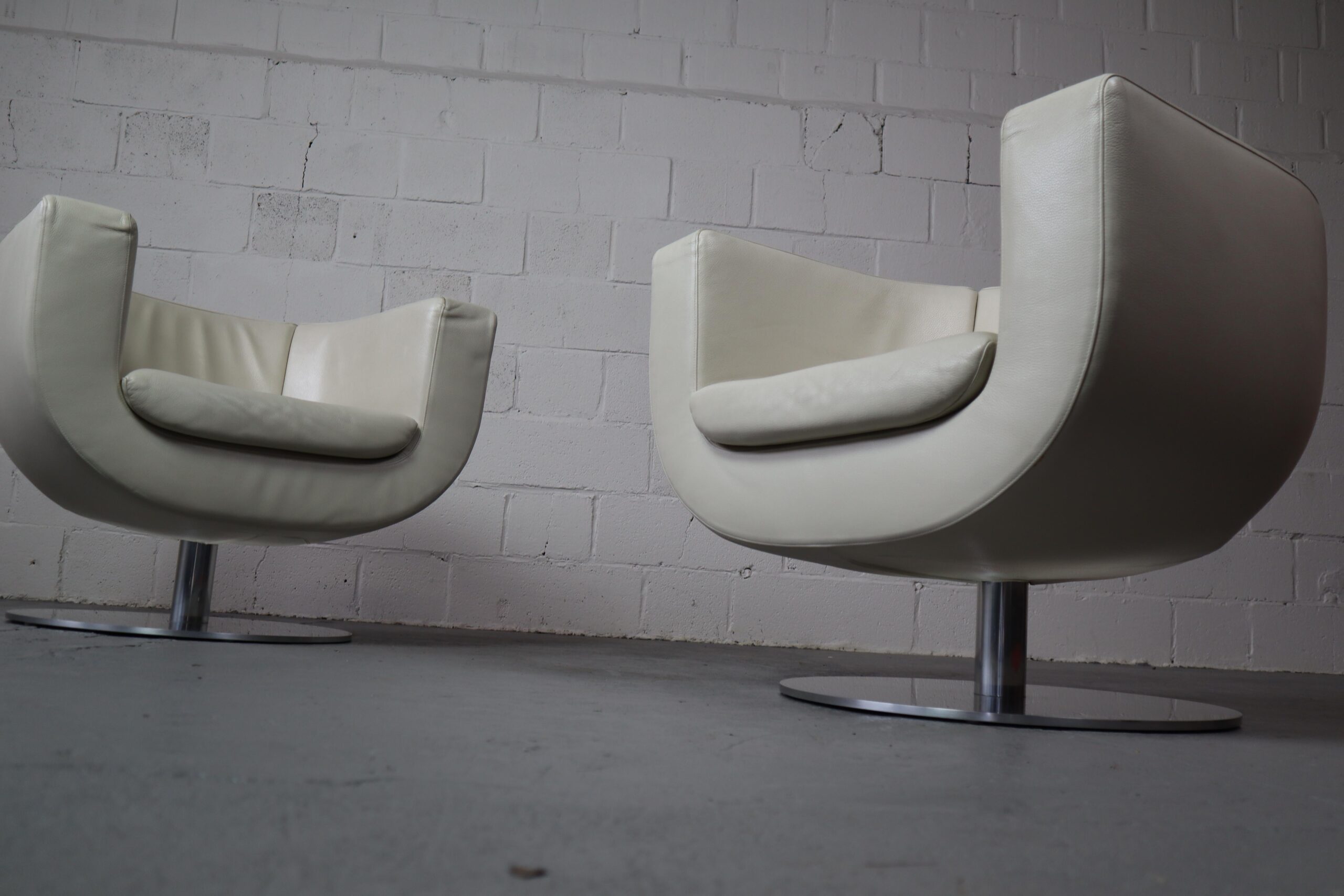 B&B Italia "Tulip" leather armchairs designed by Jeffrey Bernett in 2000