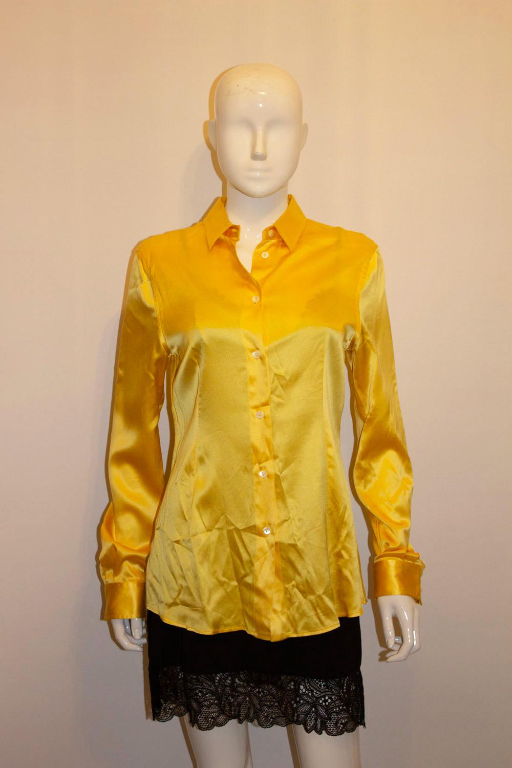 Chic and colourful Silk Blouse by Dolce and Gabbana