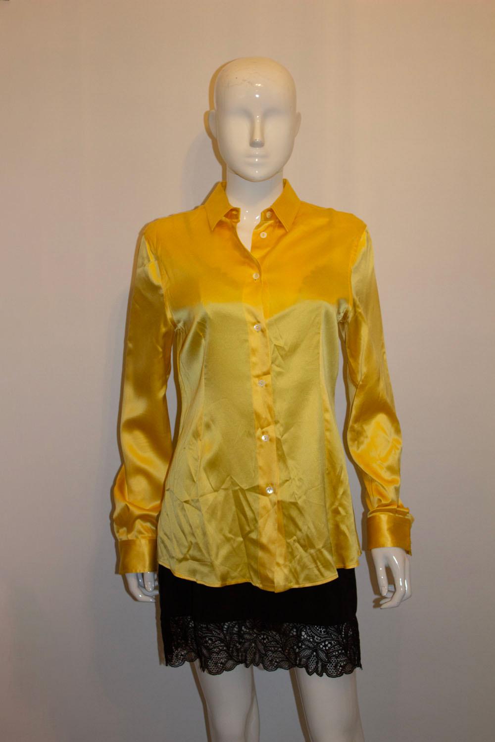 Chic and colourful Silk Blouse by Dolce and Gabbana