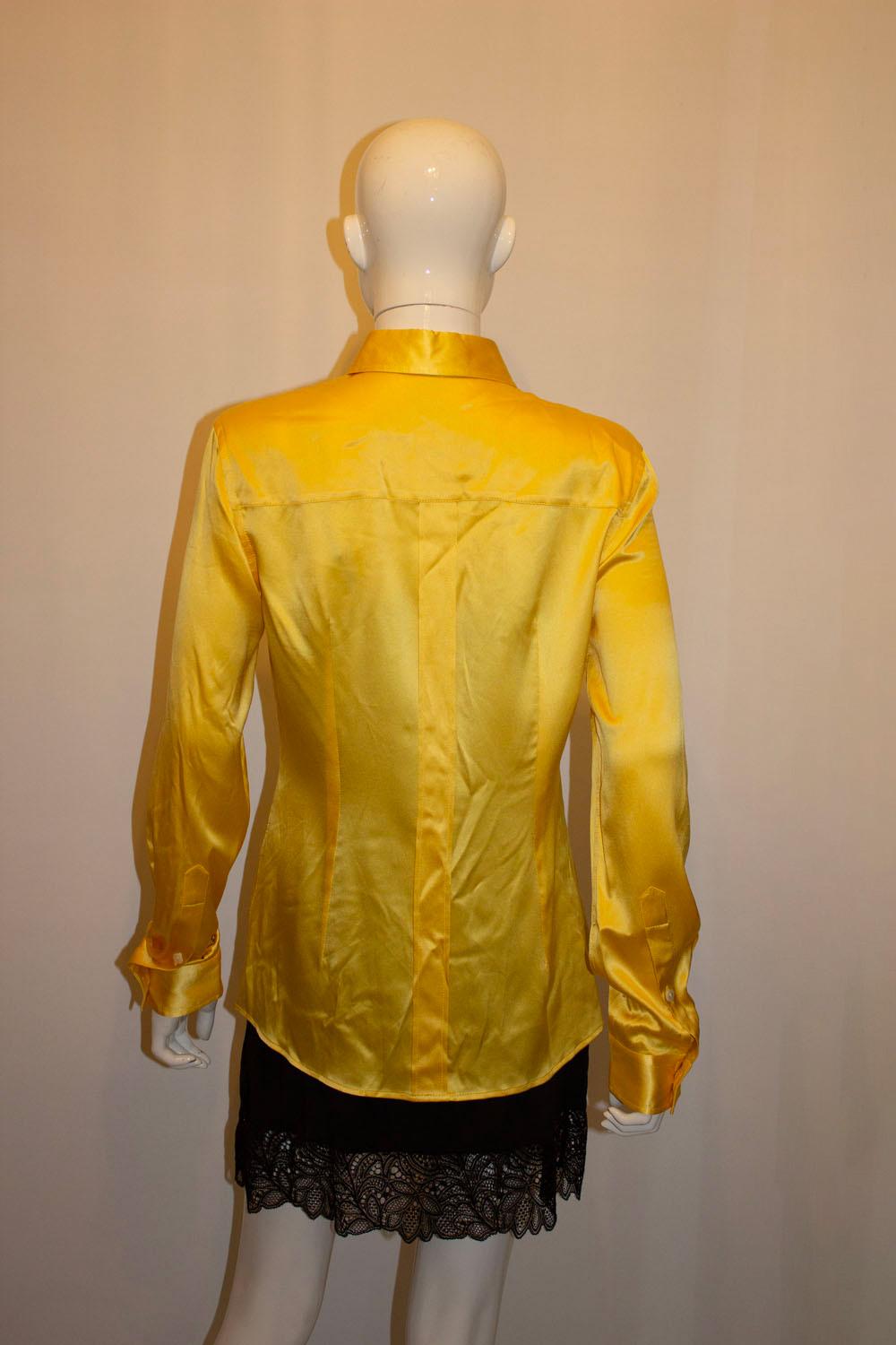 Chic and colourful Silk Blouse by Dolce and Gabbana