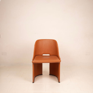 "Artona 8551" armchair by Afra and Tobia Scarpa for Maxalto