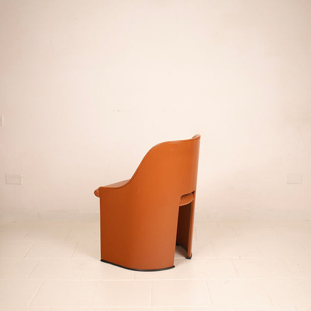 "Artona 8551" armchair by Afra and Tobia Scarpa for Maxalto
