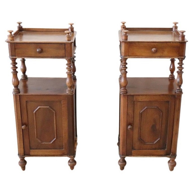 Antique Walnut Nightstands, Mid 19th Century, Set Of 2