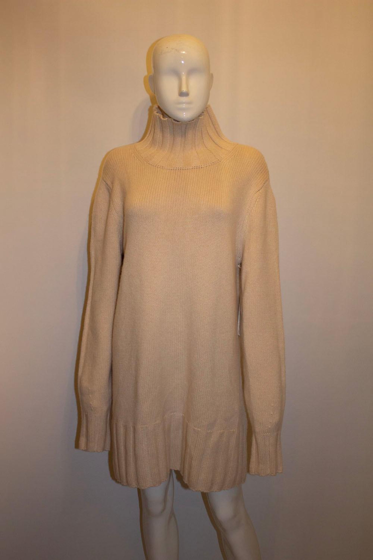 Khaite, Wonderful Cashmere Tunic /Jumper