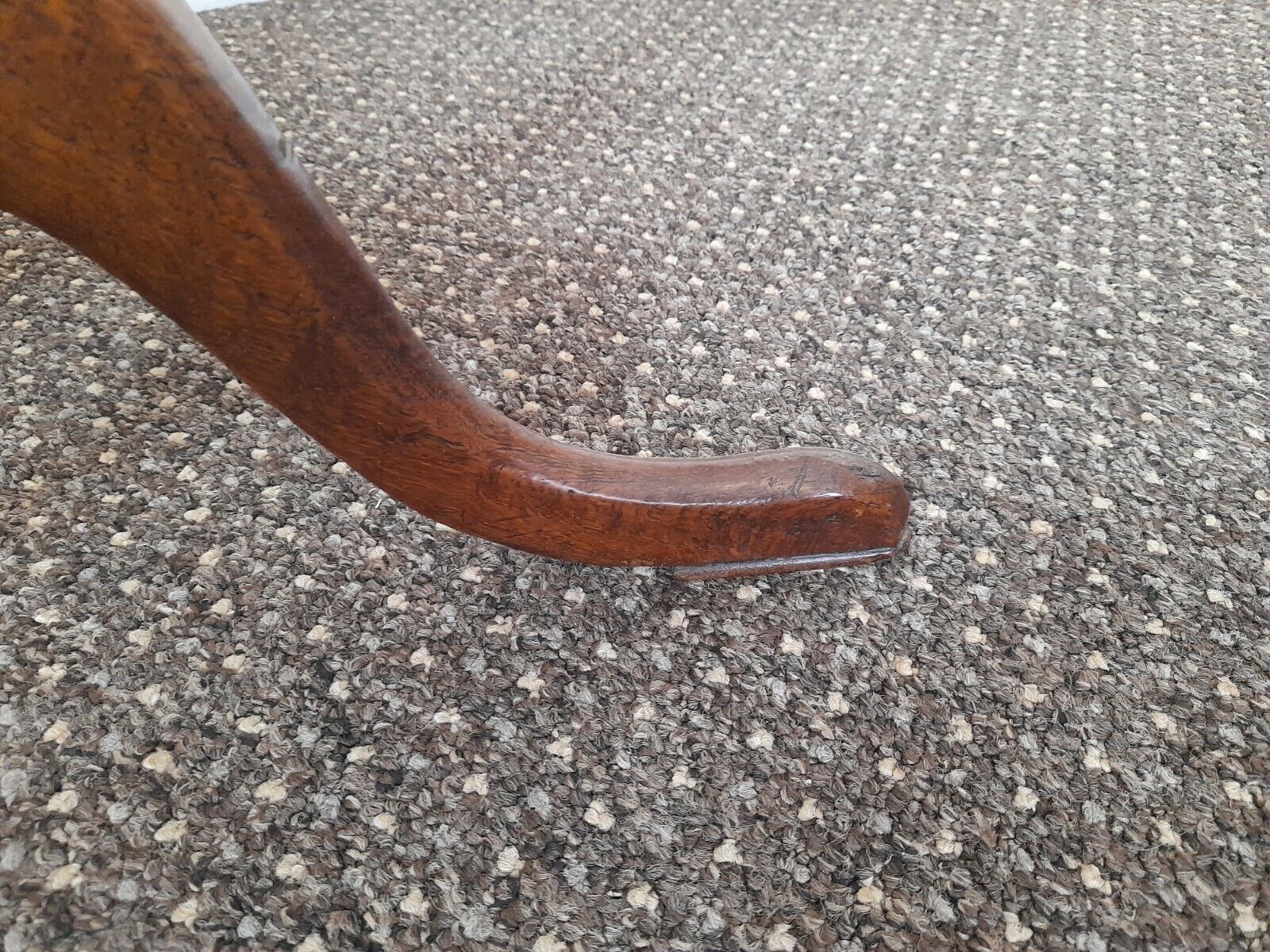 Fine Geo lll oak tilt top table of exceptional colour circa 1780