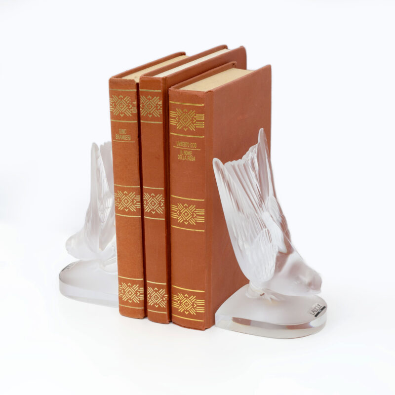 Pair of Art Decò Crystal Swallows Bookends by Lalique "Hirondelles" France 1980s