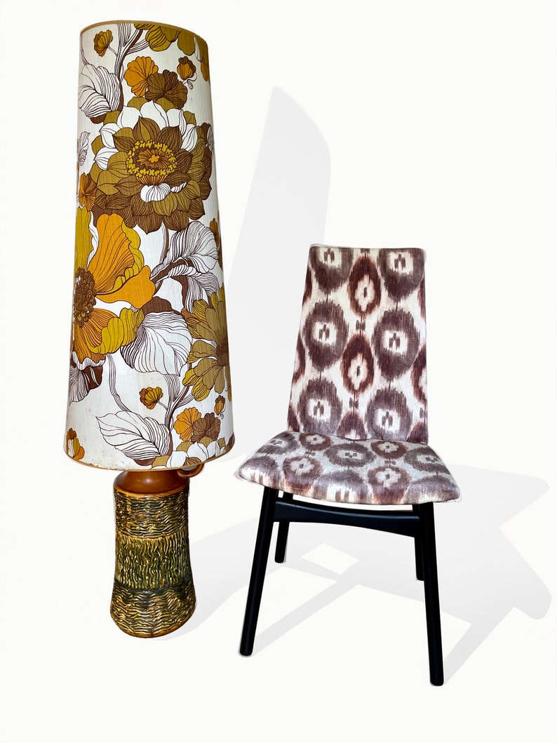 Stunning West German pottery floor lamp with original seventies large scale floral print lampshade