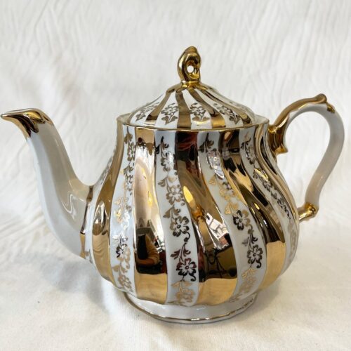 Vintage Sadler four Cup Porcelain Teapot with Ivory & Gold Swirls, made In England circa 1940