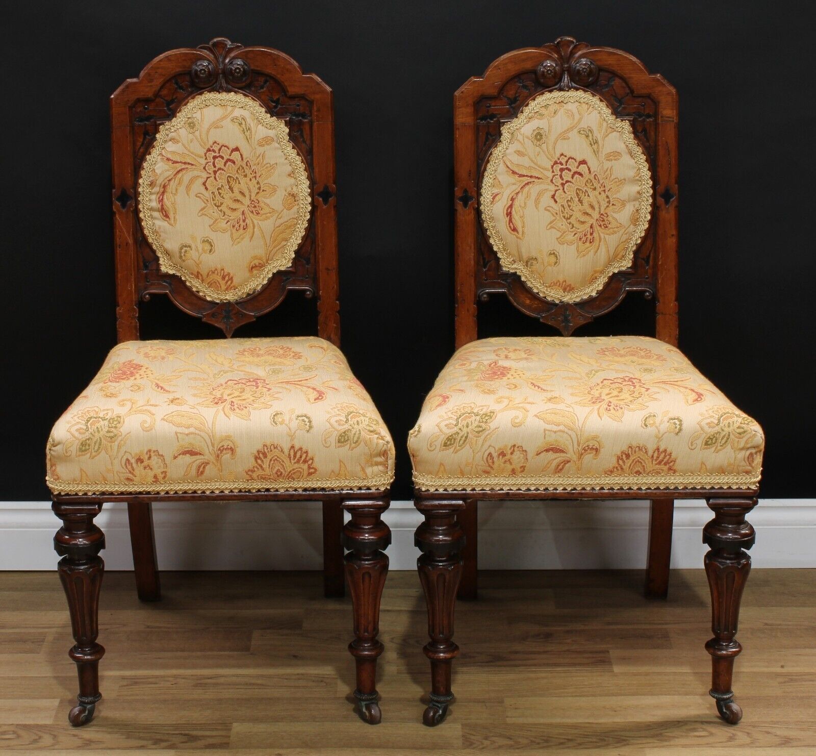 Pair Antique Victorian Oak Hall Chairs Exceptional Quality
