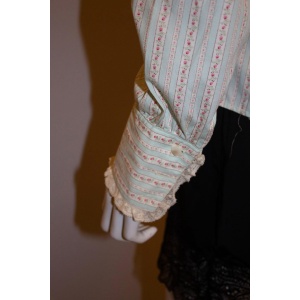 Ralph Lauren , Pretty vintage shirt with lace trim