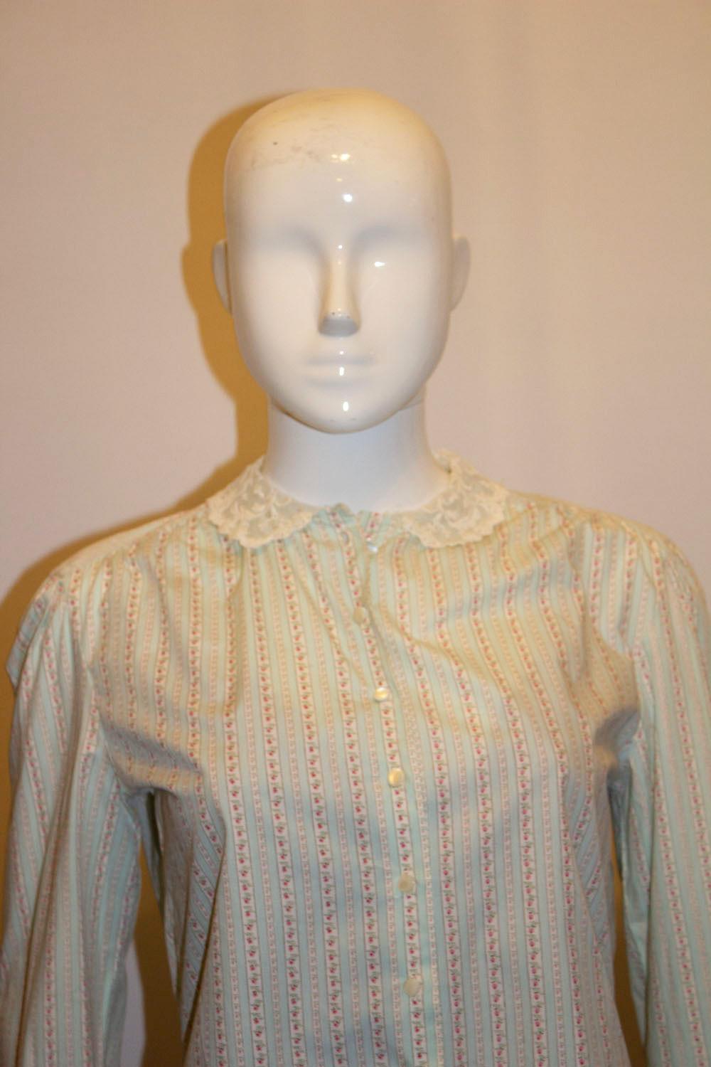Ralph Lauren , Pretty vintage shirt with lace trim