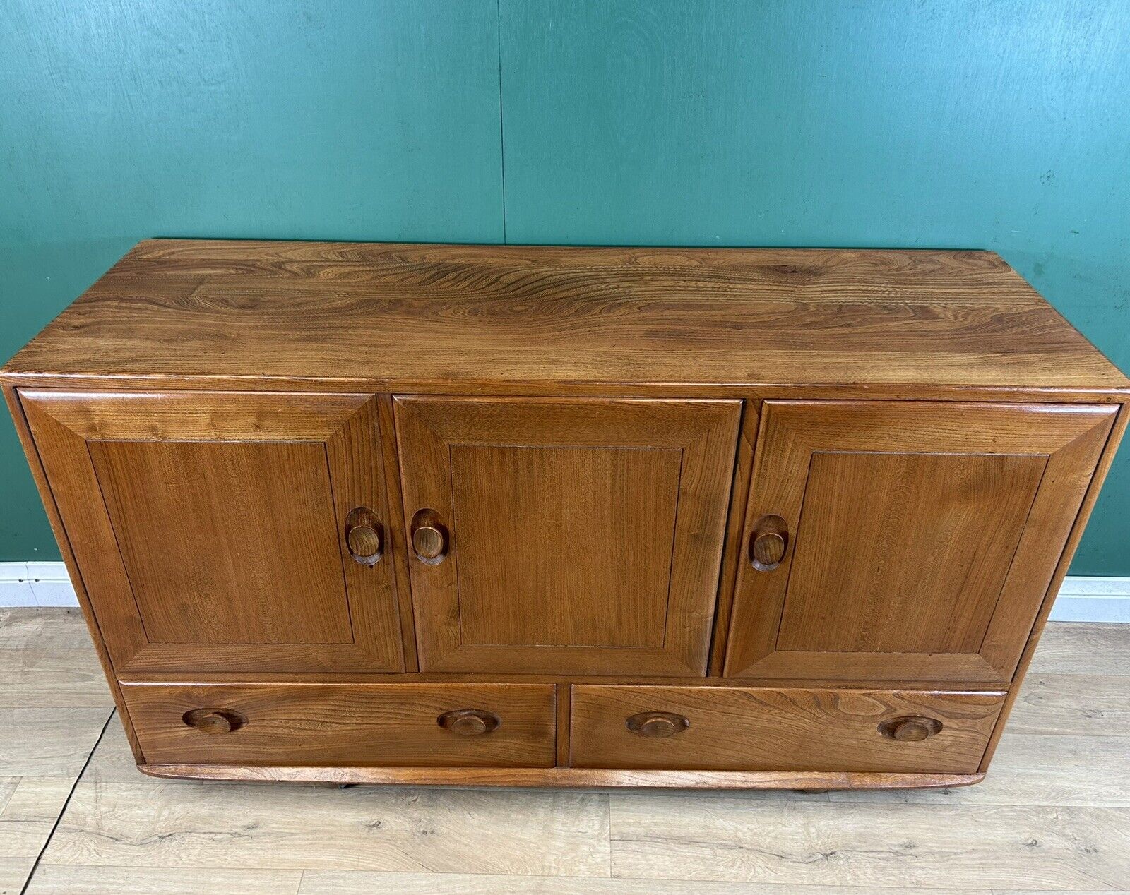 Elm ERCOL 429 Sideboard