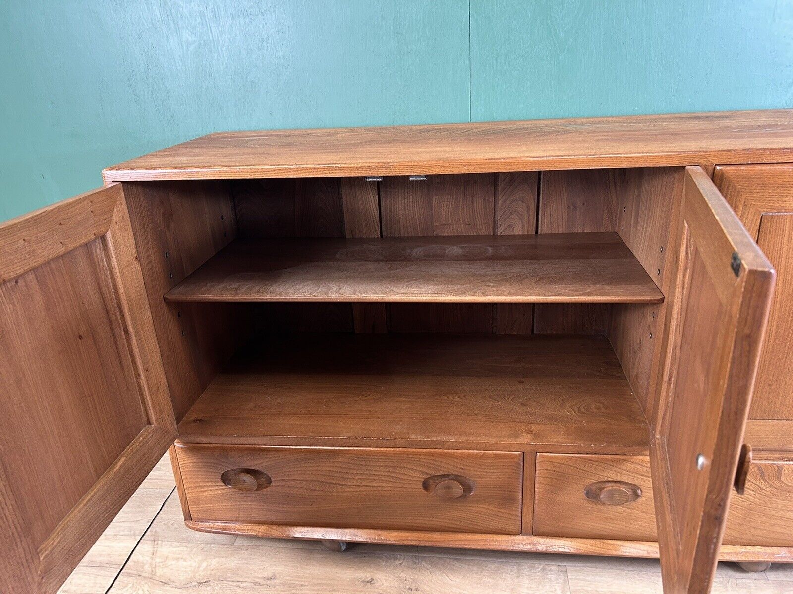 Elm ERCOL 429 Sideboard