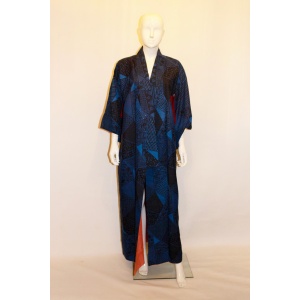 Vintage Blue Kimono with unusual Sparkle Detail
