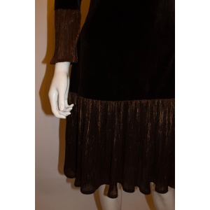 Vintage Brown Velvet Party Dress with Drop Waist