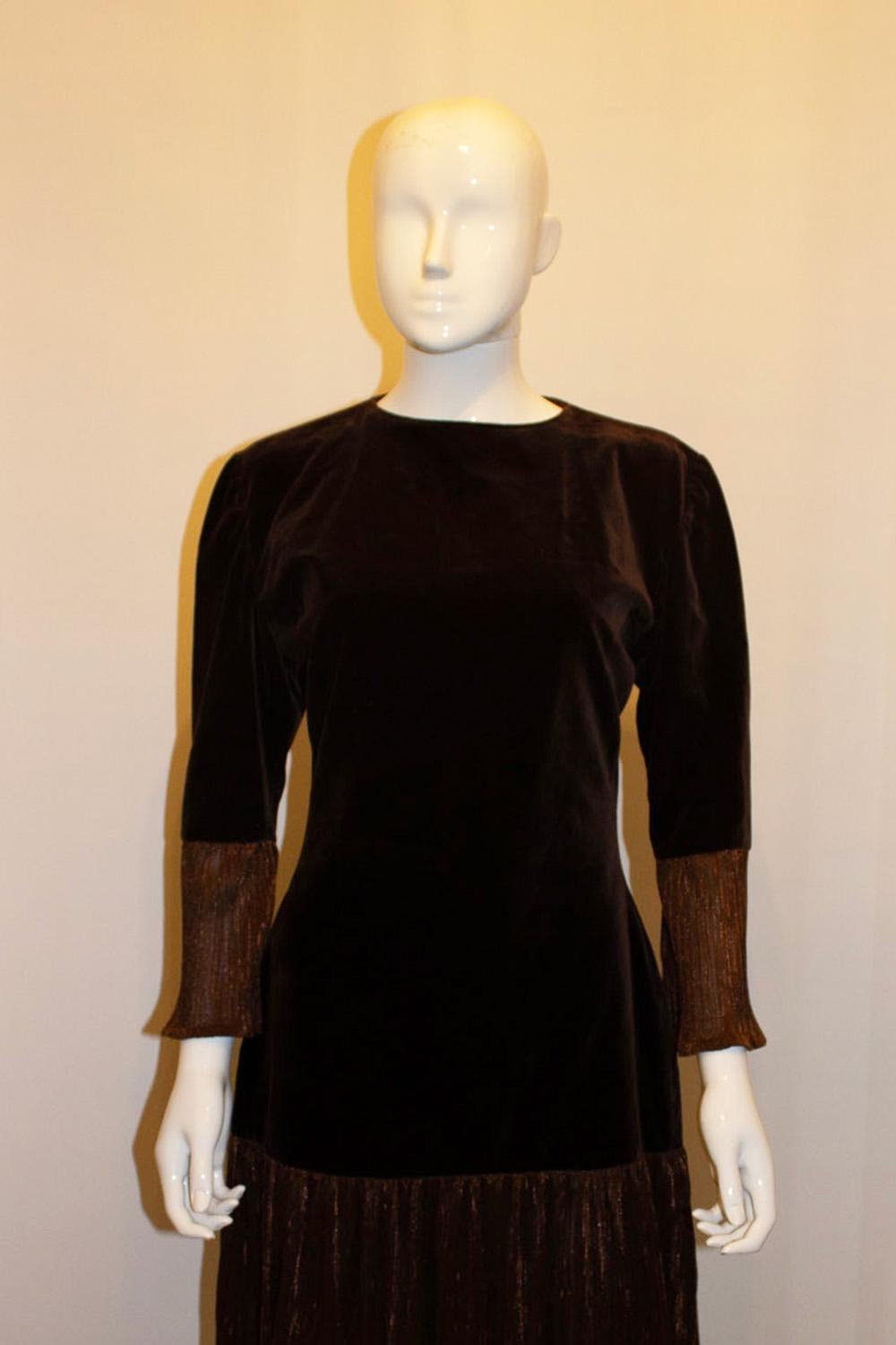 Vintage Brown Velvet Party Dress with Drop Waist