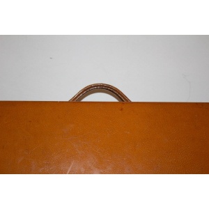 Vintage Elizabeth Arden Leather Beauty Case.