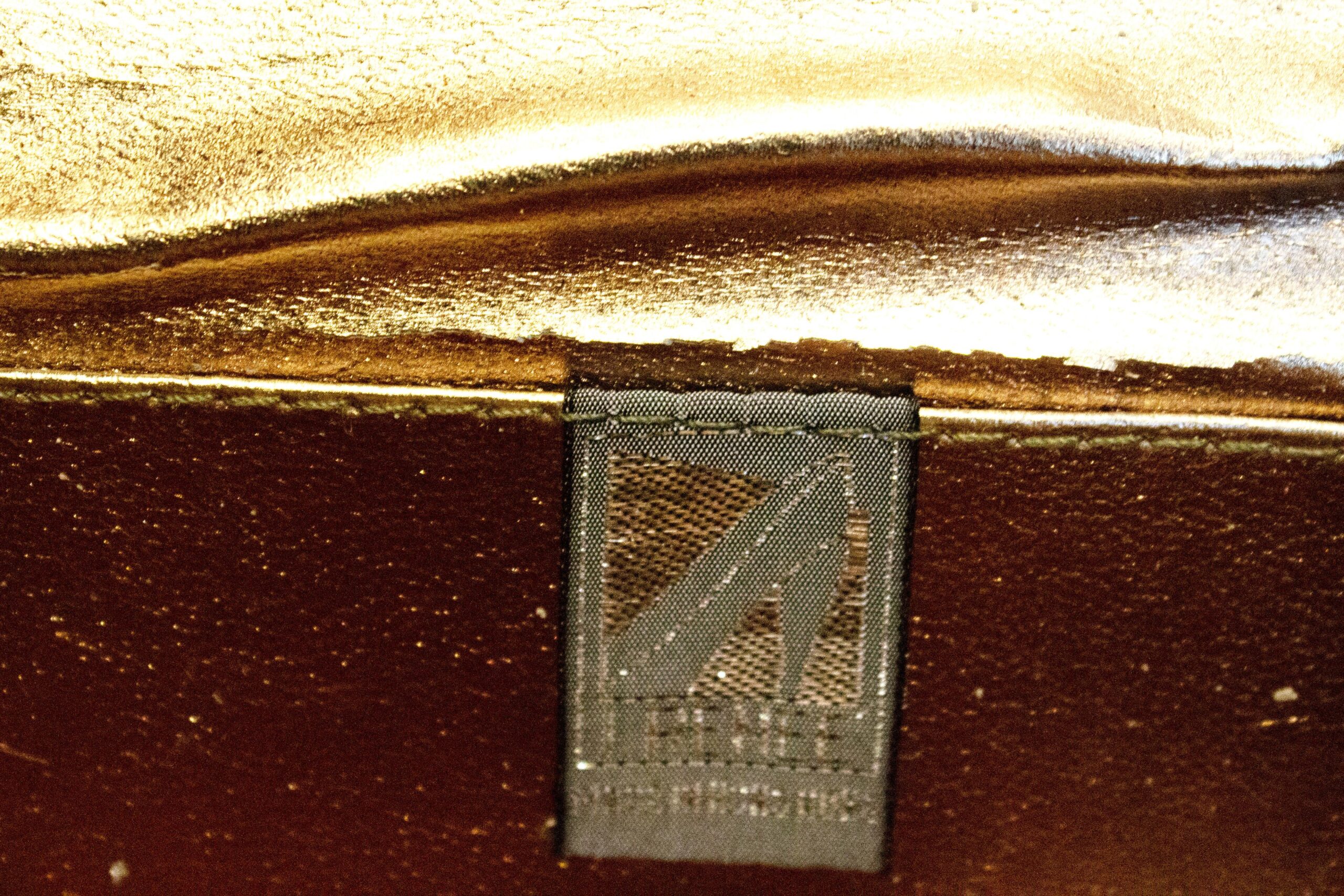 Vintage J Renee Bronze / Gold Handbag