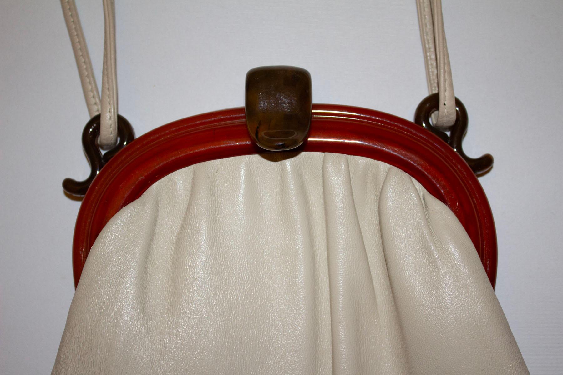 Wonderful Vintage Leather Bag with Beautiful Frame and Clasp