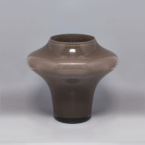 1970s Gorgeous Beige Vase in Murano Glass by Dogi. Made in Italy